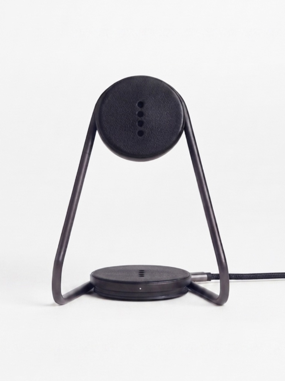 Courant Mag:2 Black Leather MagSafe Dual Device Charging Stand